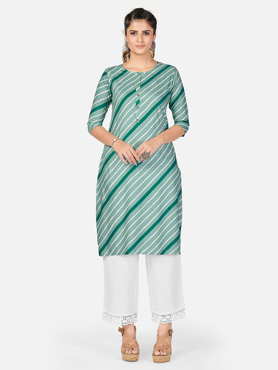 

Vbuyz Women Sea Green Striped Kurta