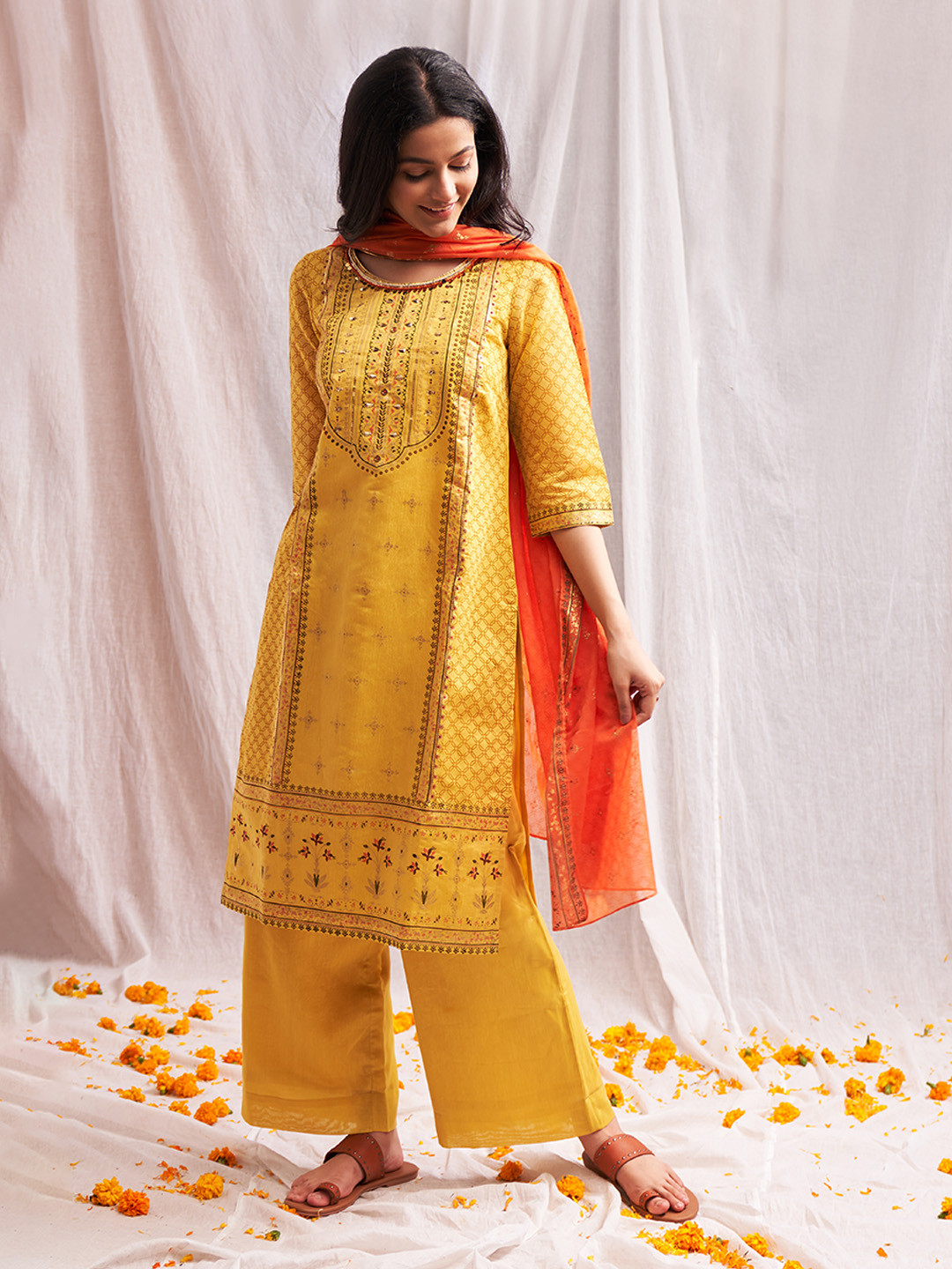 

AURELIA Women Yellow Ethnic Motifs Printed Kurta with Palazzos & With Dupatta