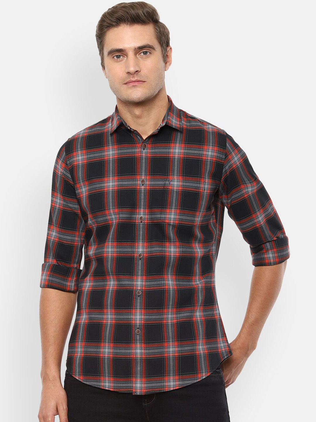 

VAN HEUSEN DENIM LABS Men Black Slim Fit Opaque Checked Casual Shirt