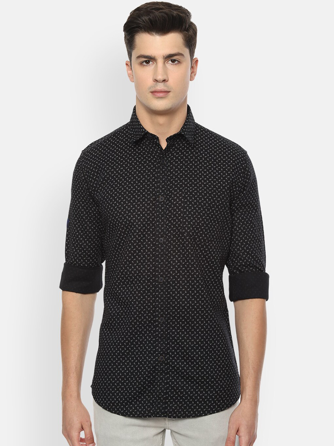 

VAN HEUSEN DENIM LABS Men Black Slim Fit Opaque Printed Casual Shirt