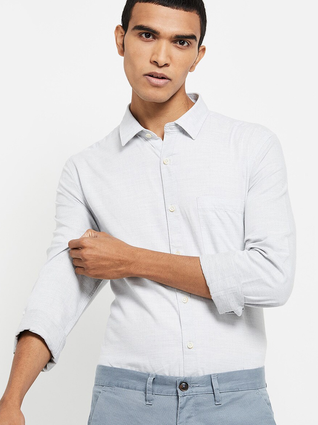 

max Men Grey Opaque Casual Shirt