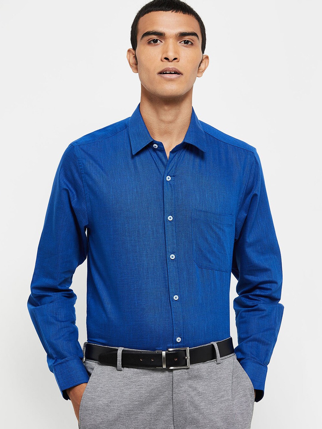 

max Men Blue Opaque Formal Shirt