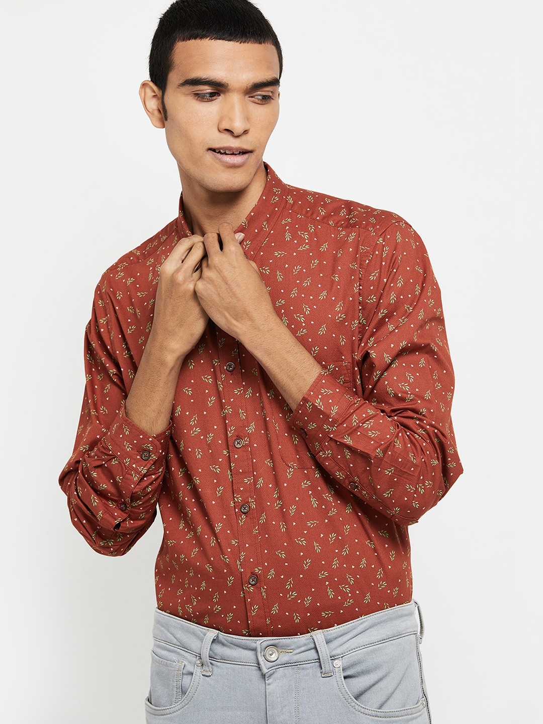 

max Men Rust & Green Opaque Floral Printed Cotton Casual Shirt