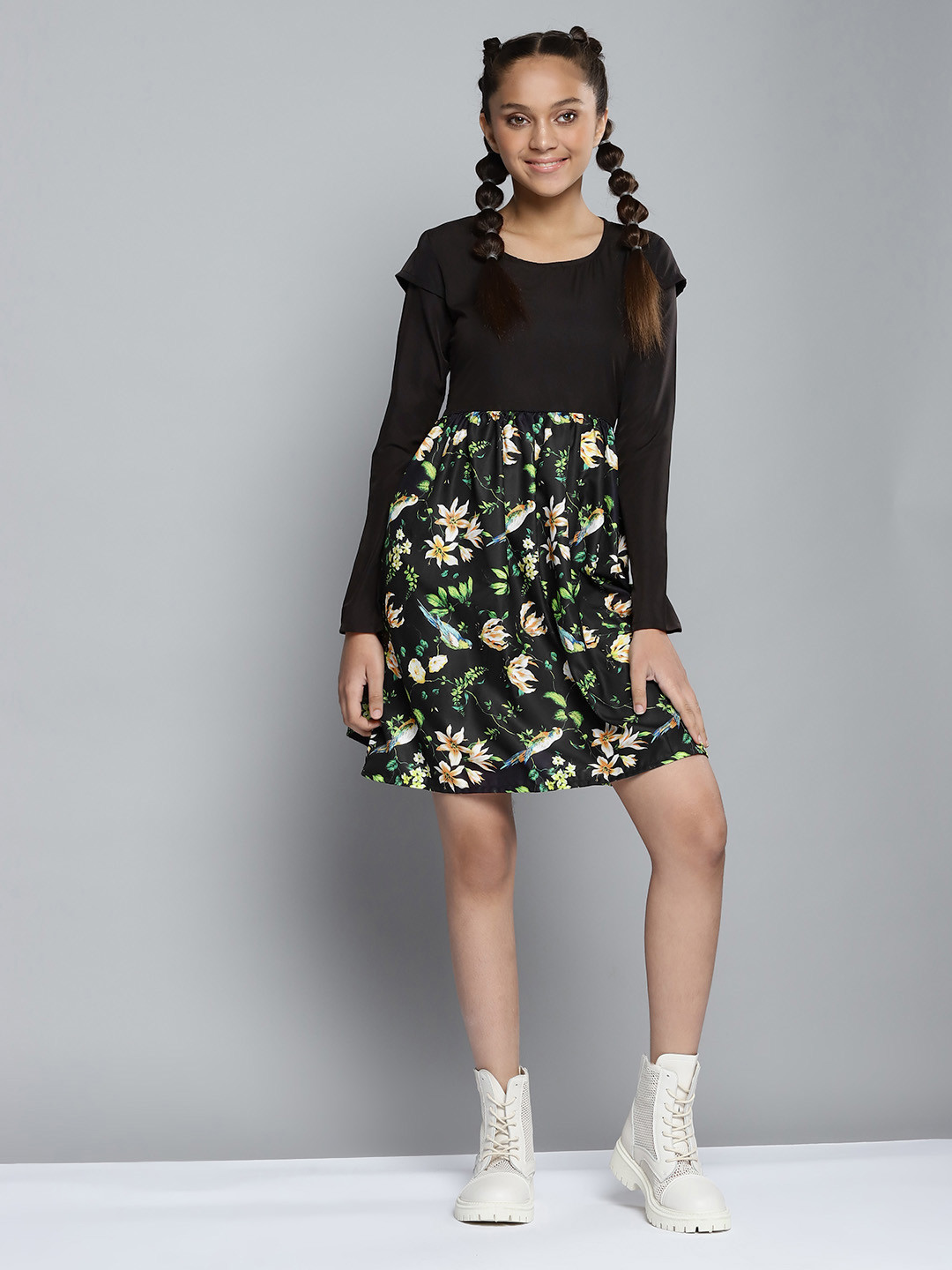 

YK Girls Black & Green Floral Print Fit & Flare Dress