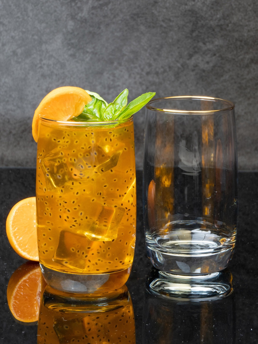 

GOODHOMES Set Of 6 Transparent Solid Glass Tumblers