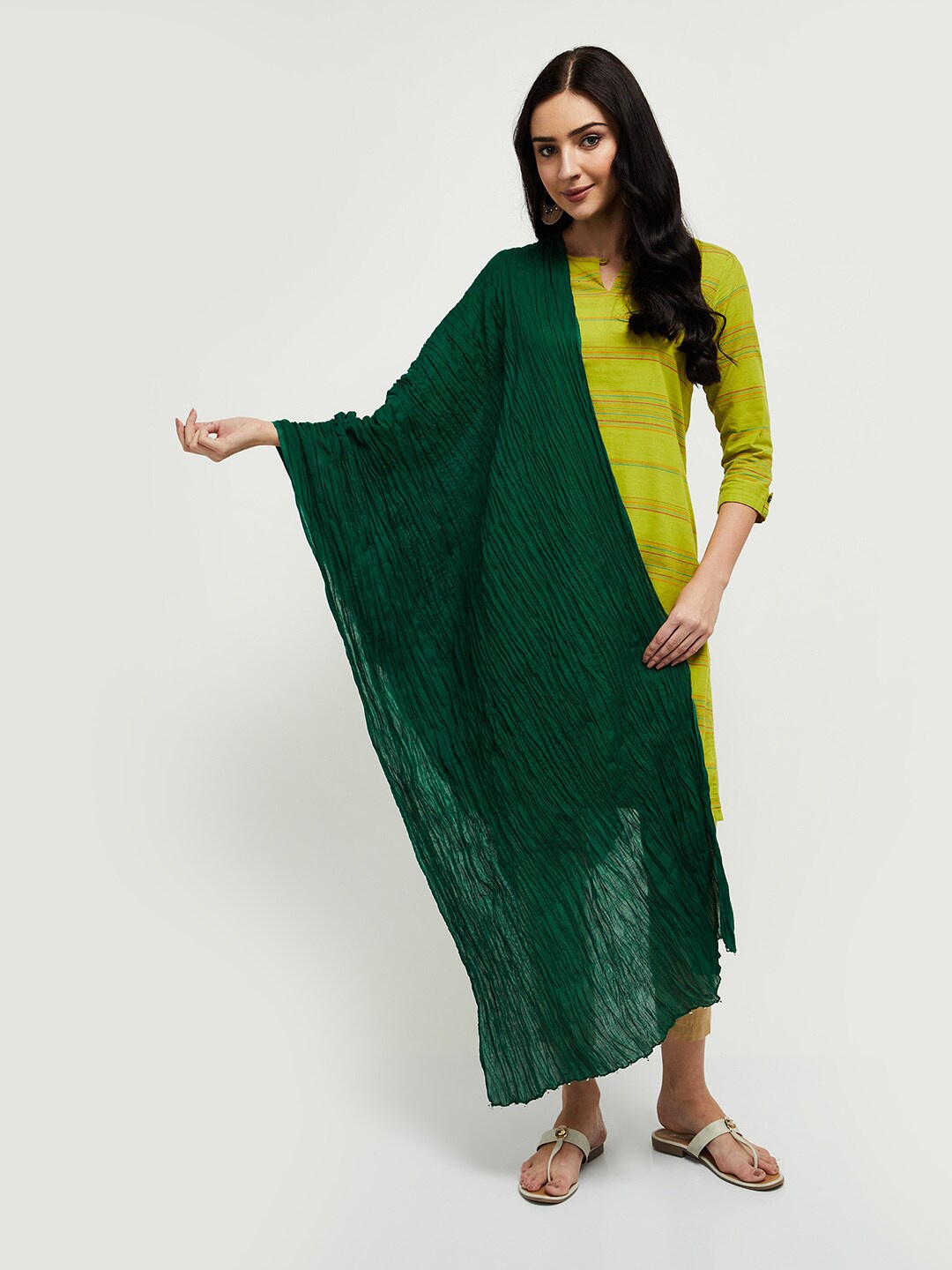 

max Green Pure Cotton Dupatta with Tasseled Border