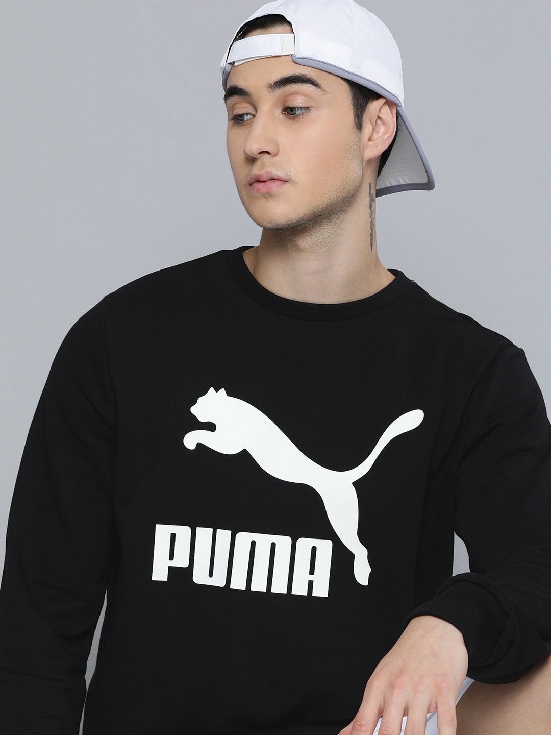 

Puma Men Black & White Classic Logo Printed Sweatshirt
