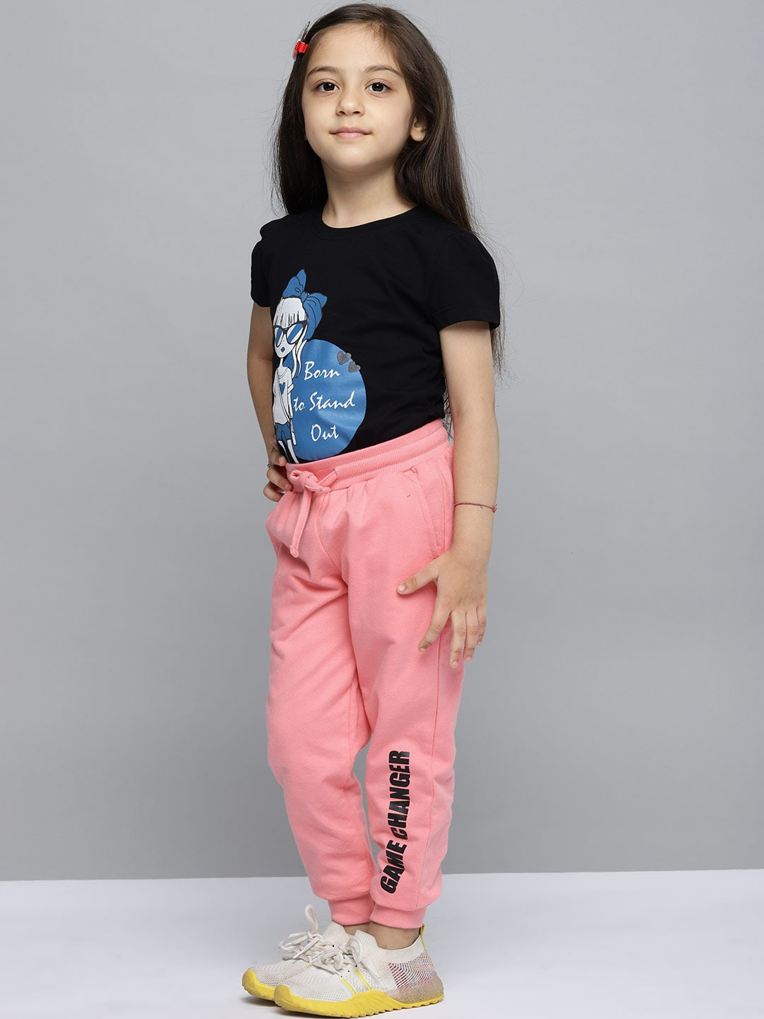 

YK Girls Pink & Black Pure Cotton Regular Fit Typography Print Joggers