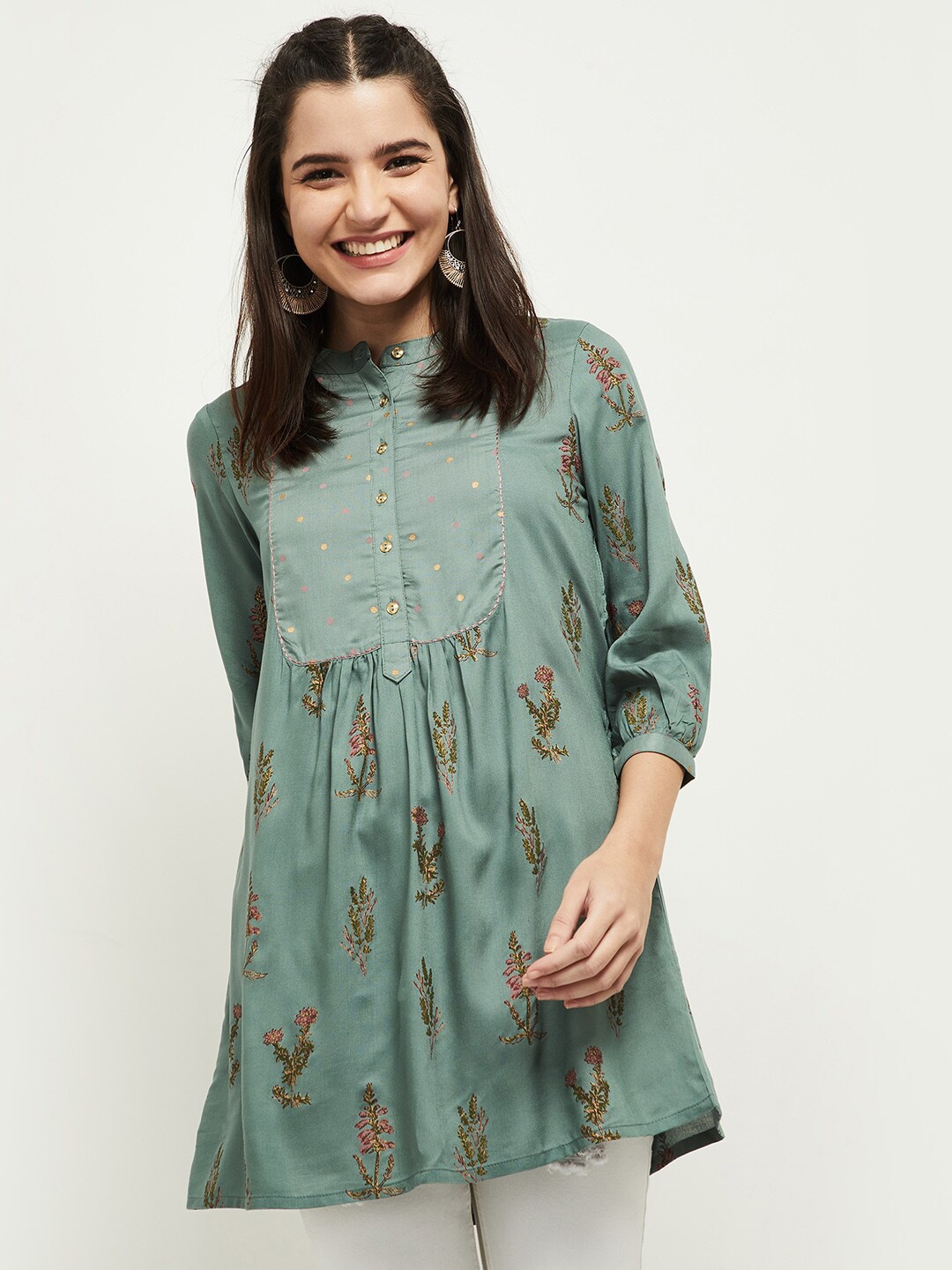 

max Women Green & Gold-Toned Viscose Rayon Printed Tunic