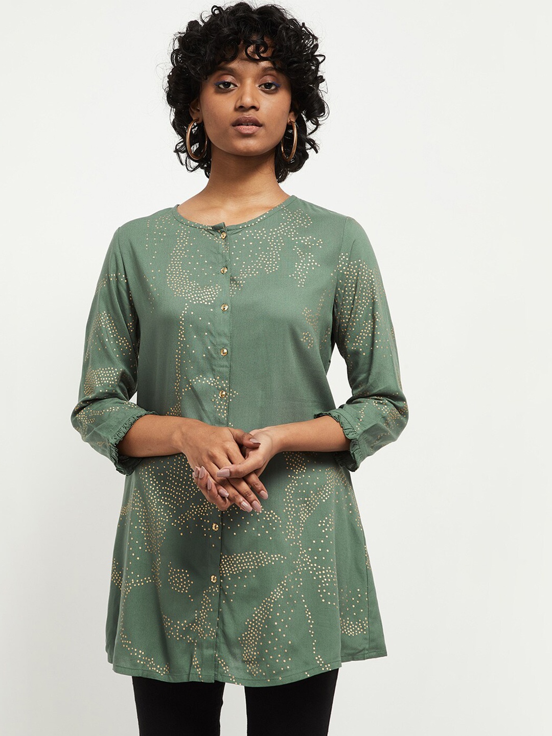 

Max Women Green & Gold Printed Tunic