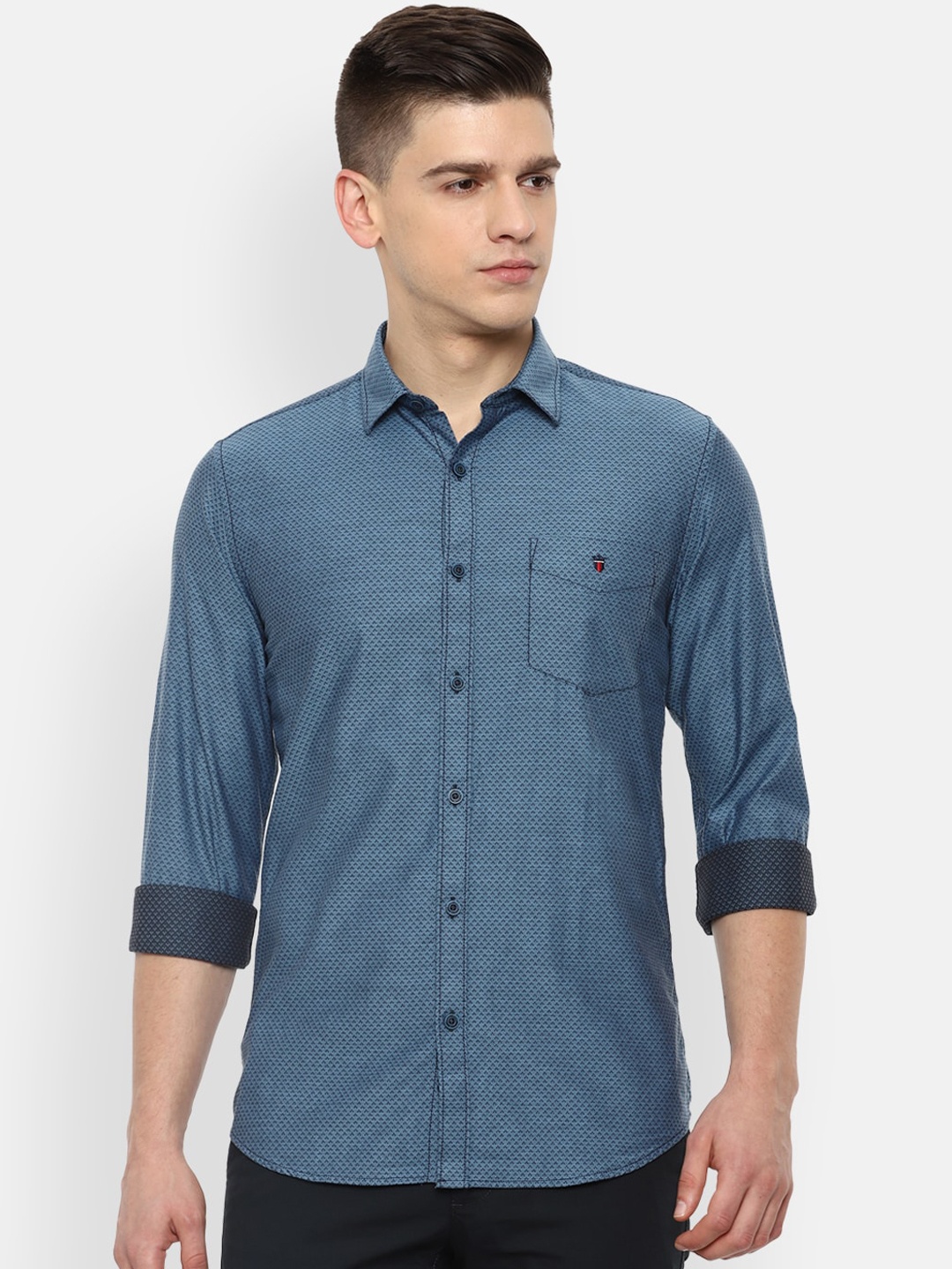 

Louis Philippe Sport Men Blue Slim Fit Opaque Cotton Casual Shirt