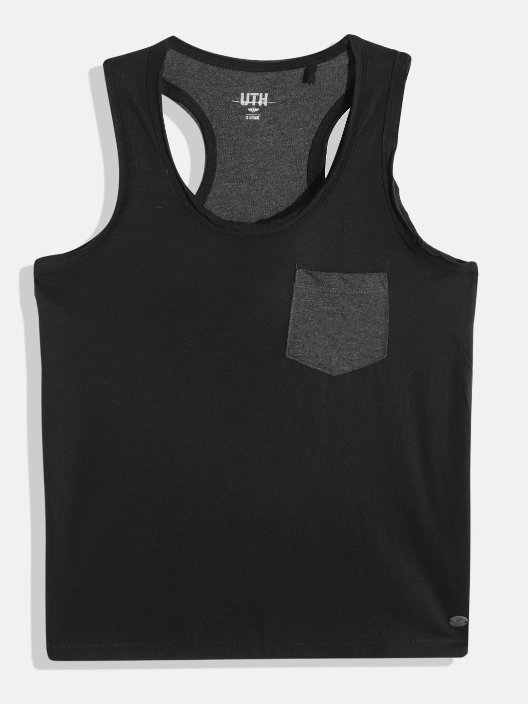 

UTH by Roadster Teen Boys Black & Charcoal Grey Solid T-shirt with Contrast Pocket