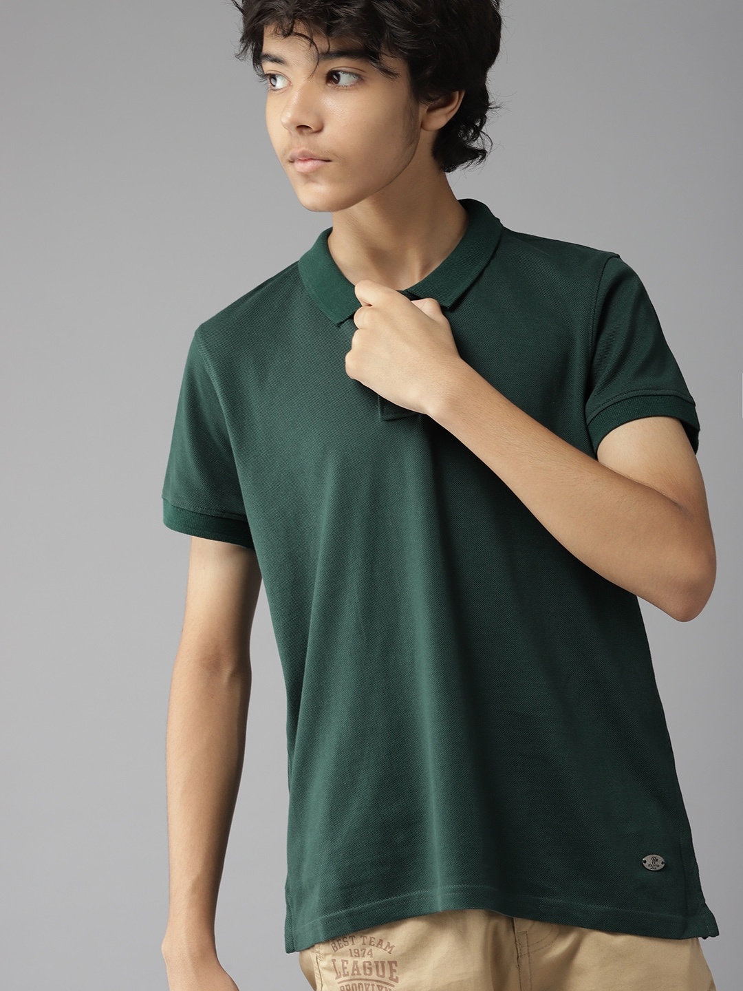 

UTH by Roadster Boys Green Solid Cotton Polo Collar T-shirt