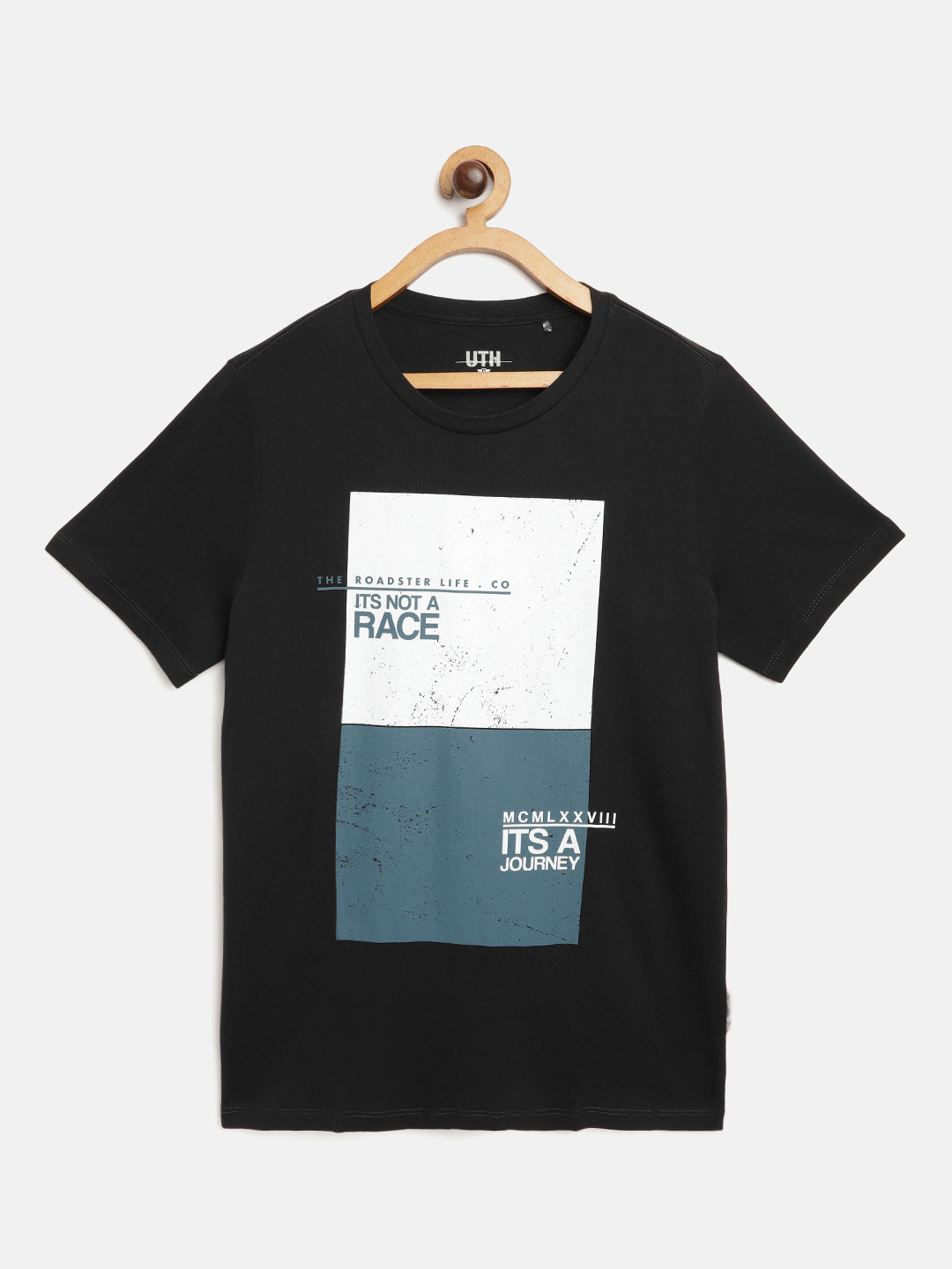 

UTH by Roadster Boys Black & White Colourblocked Pure Cotton T-shirt