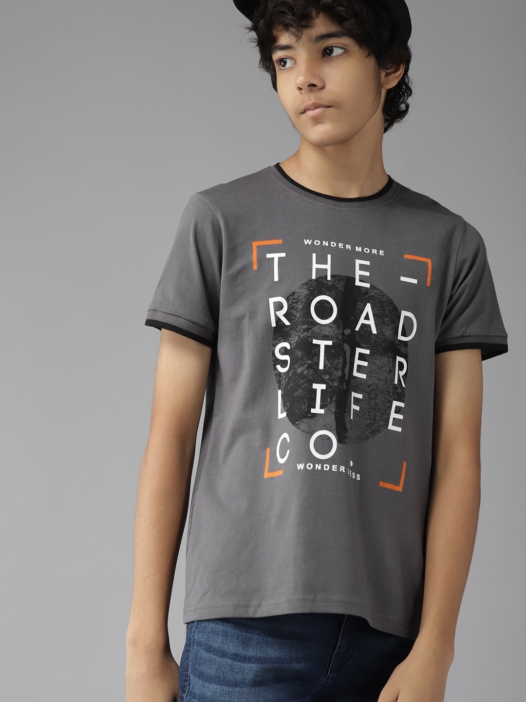 

UTH by Roadster Boys Grey & White Brand Logo Printed Cotton T-shirt