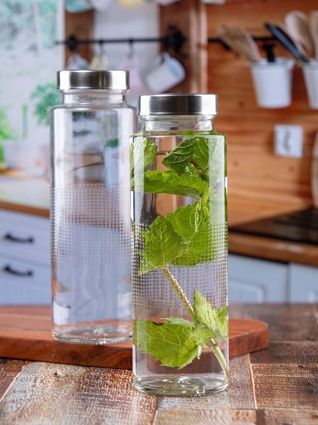 

GOODHOMES Set Of 4 Transparent Glass Water Bottles with Lid