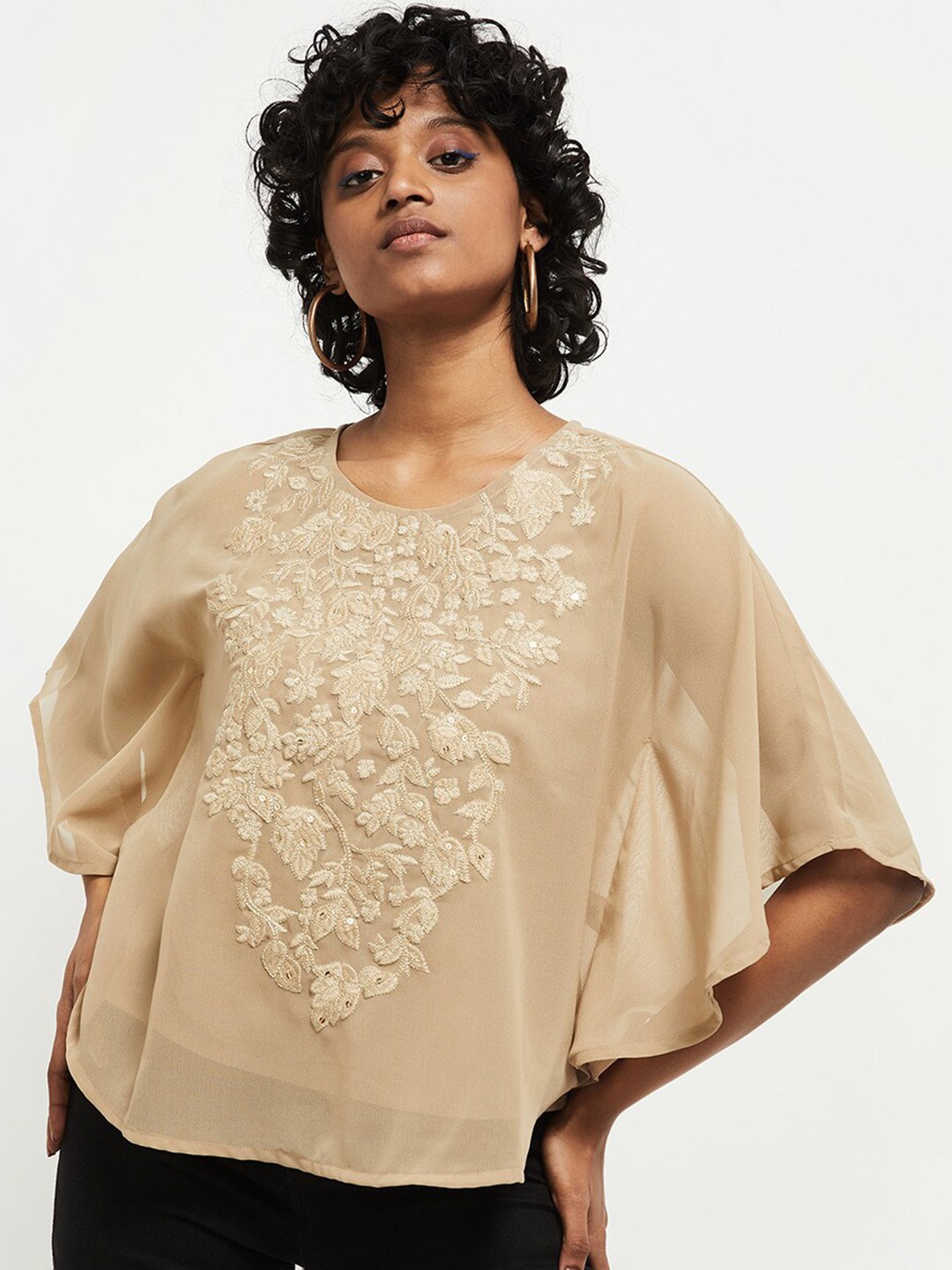

max Beige Floral Embellished Regular Top
