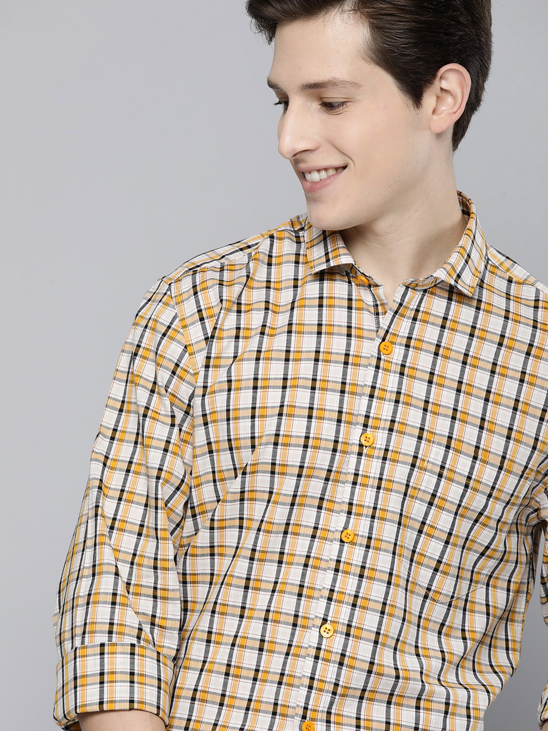 

Mast & Harbour Men White & Yellow Checked Slim Fit Pure Cotton Casual Shirt