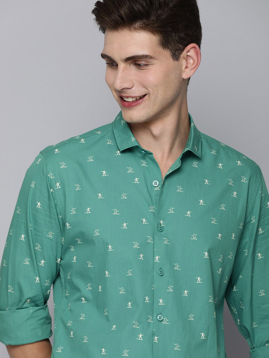 

Mast & Harbour Men Turquoise Blue Slim Fit Opaque Conversational Printed Casual Shirt