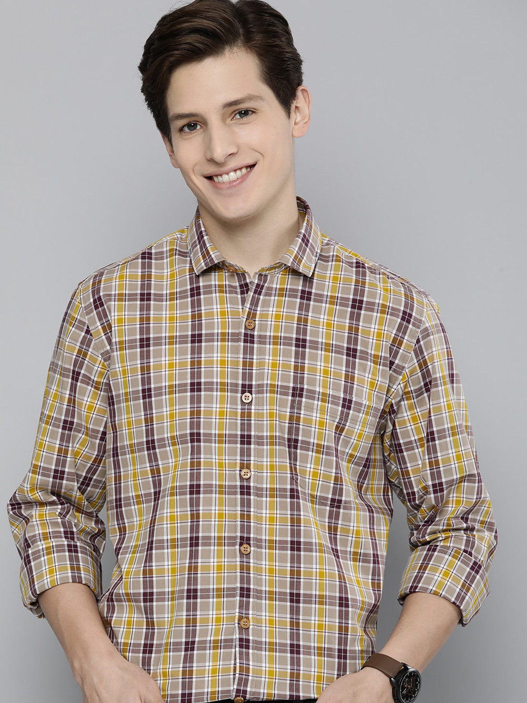 

Mast & Harbour Men Beige & Yellow Checked Pure Cotton Slim Fit Casual Shirt