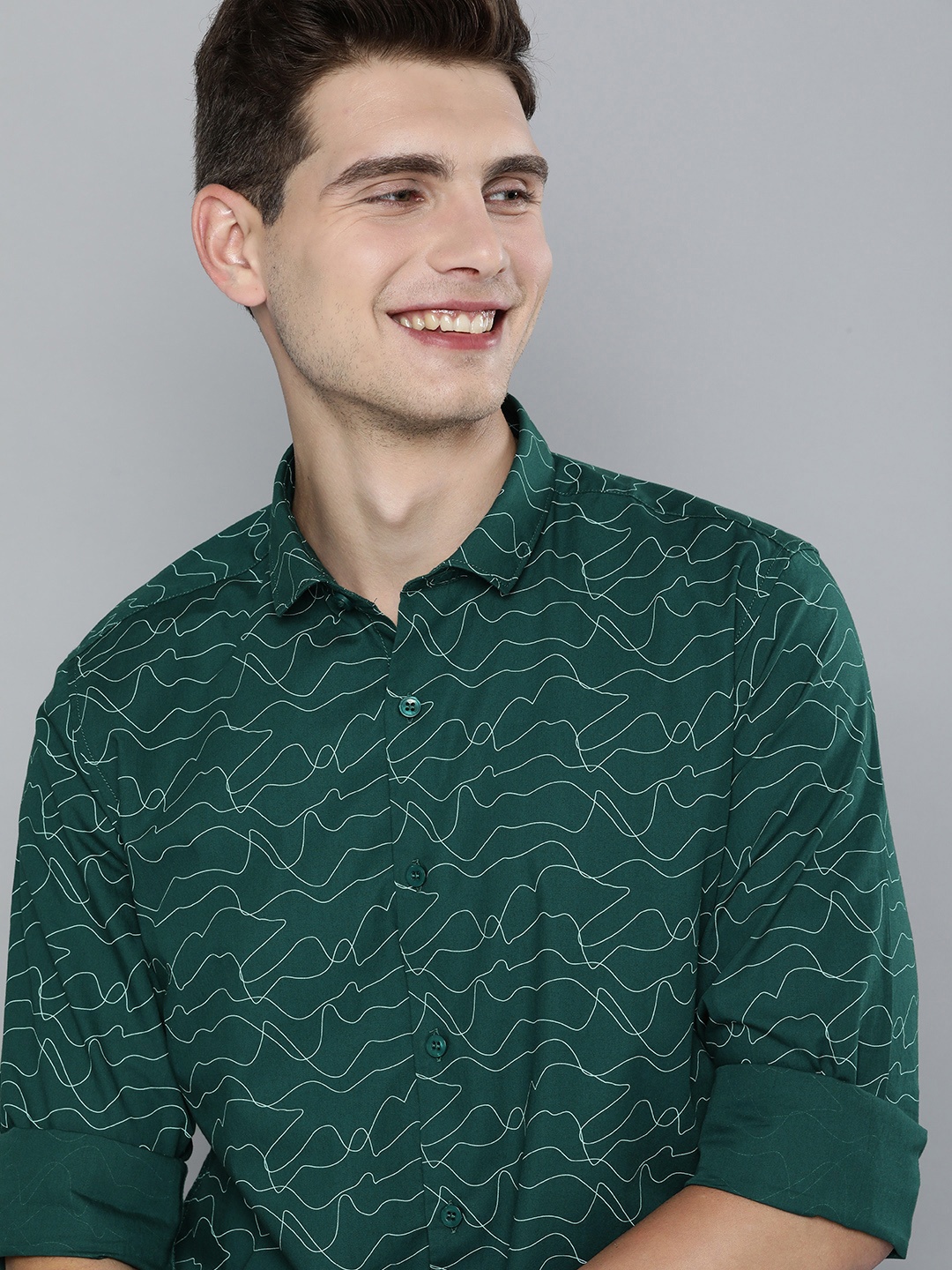 

Mast & Harbour Men Green & White Multi Stripes Striped Casual Shirt