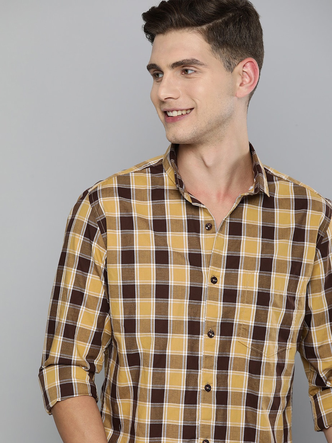 

Mast & Harbour Men Beige Gingham Checked Pure Cotton Casual Shirt