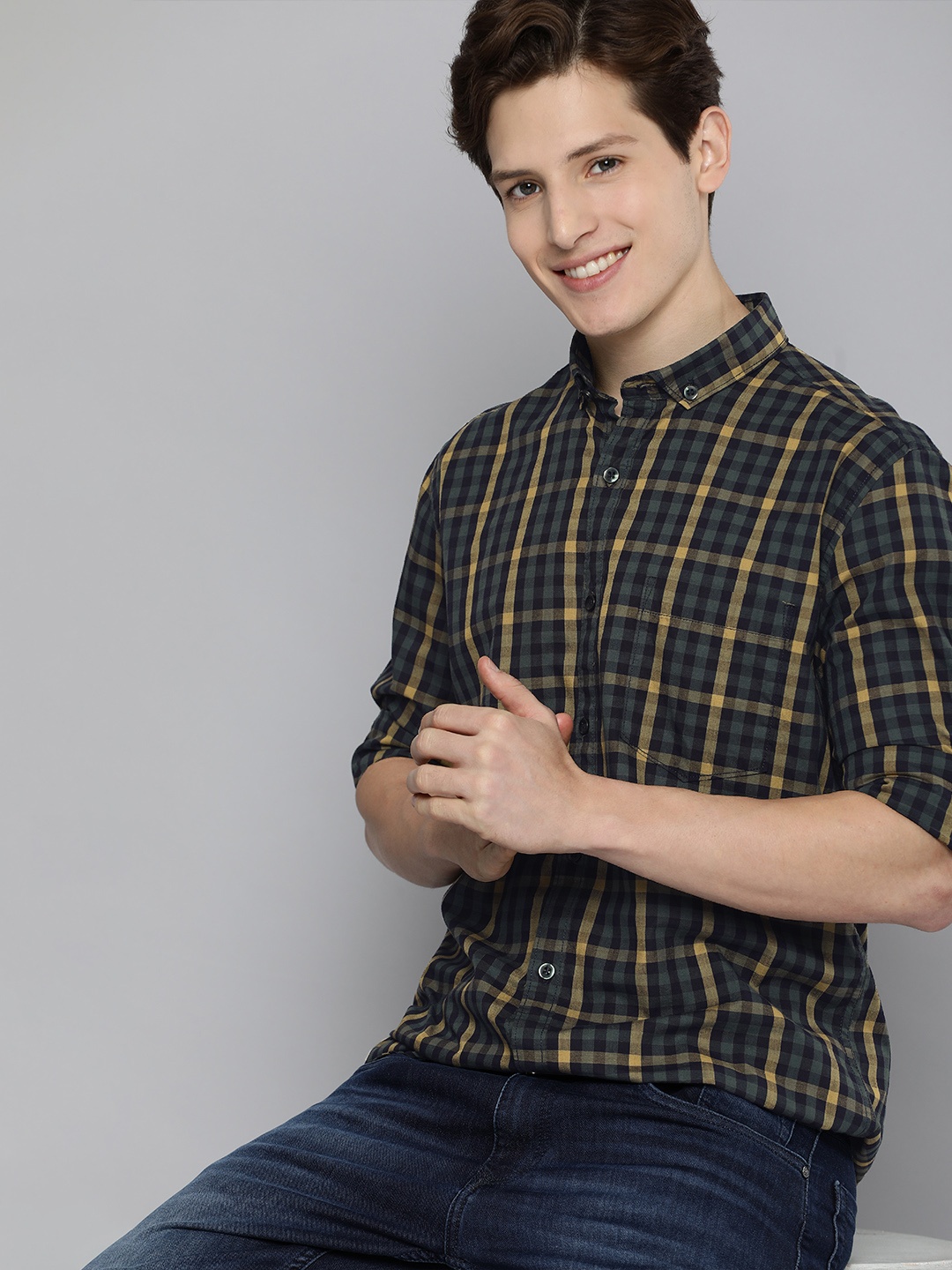 

Mast & Harbour Men Black & Khaki Gingham Checked Casual Shirt