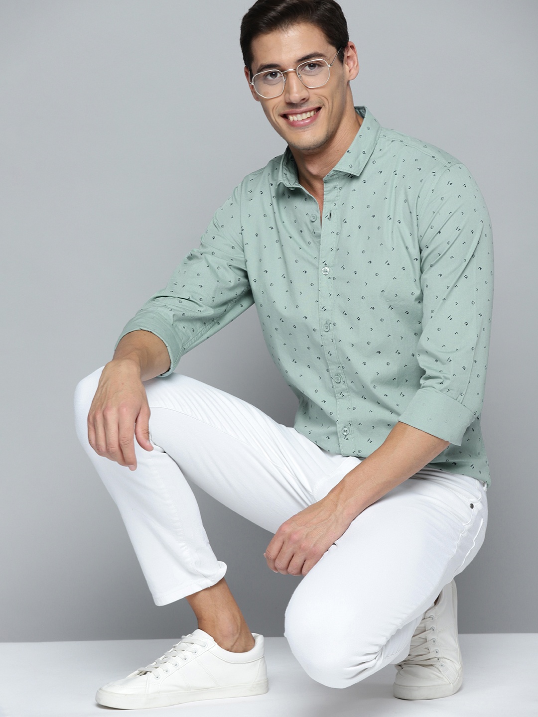 

Mast & Harbour Men Green Pure Cotton Printed Casual Shirt