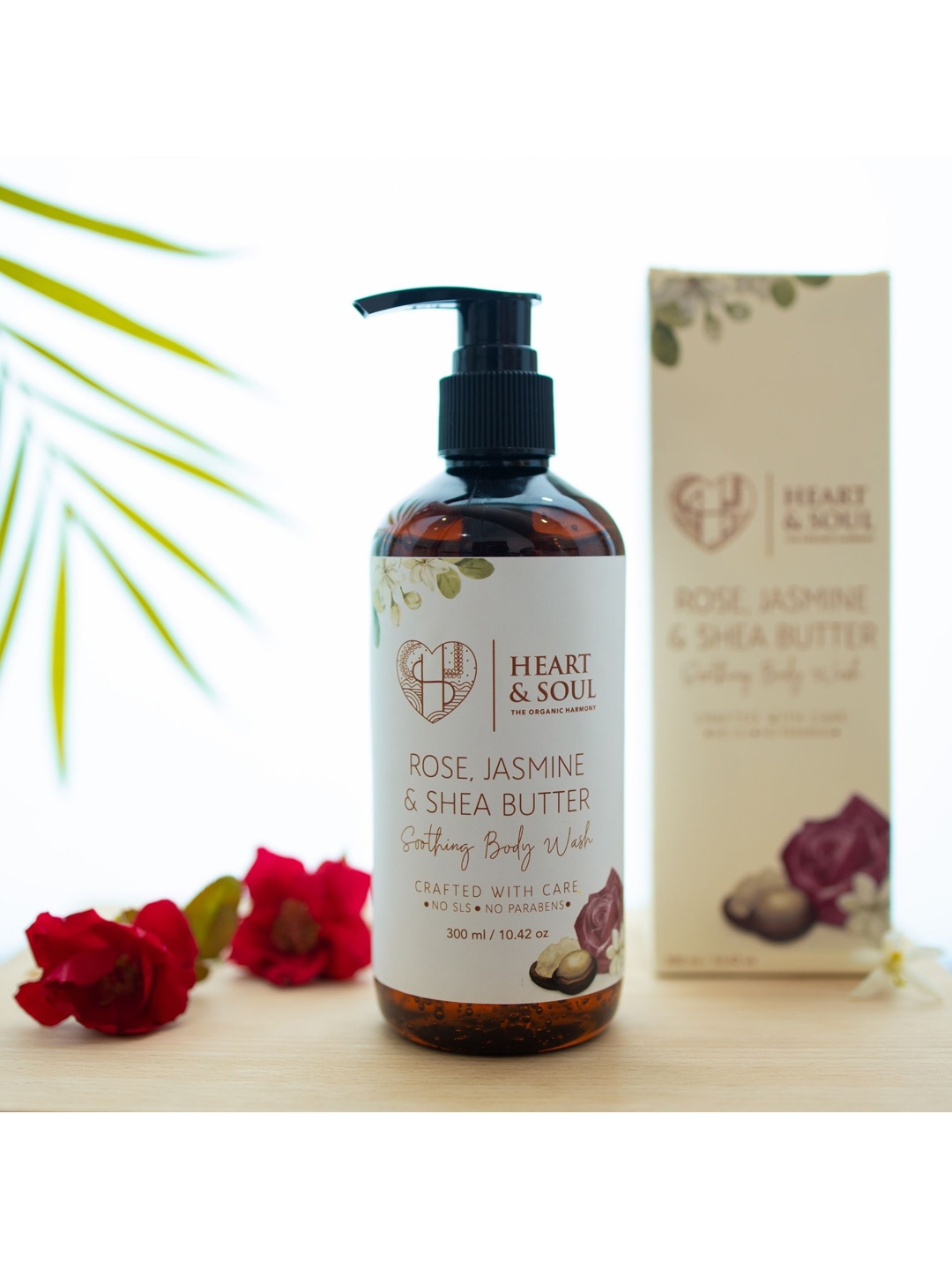 

HEART AND SOUL Rose, Jasmine and Shea Butter Soothing Body Wash 300ml, Transparent