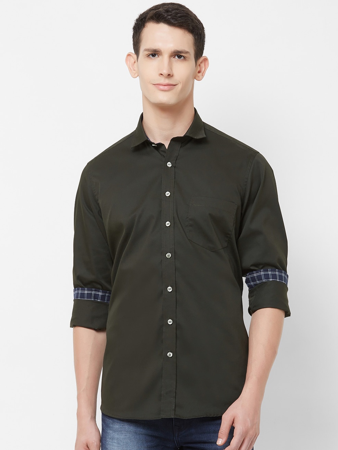 

EVOQ Men Olive Green Opaque Pure Cotton Casual Shirt