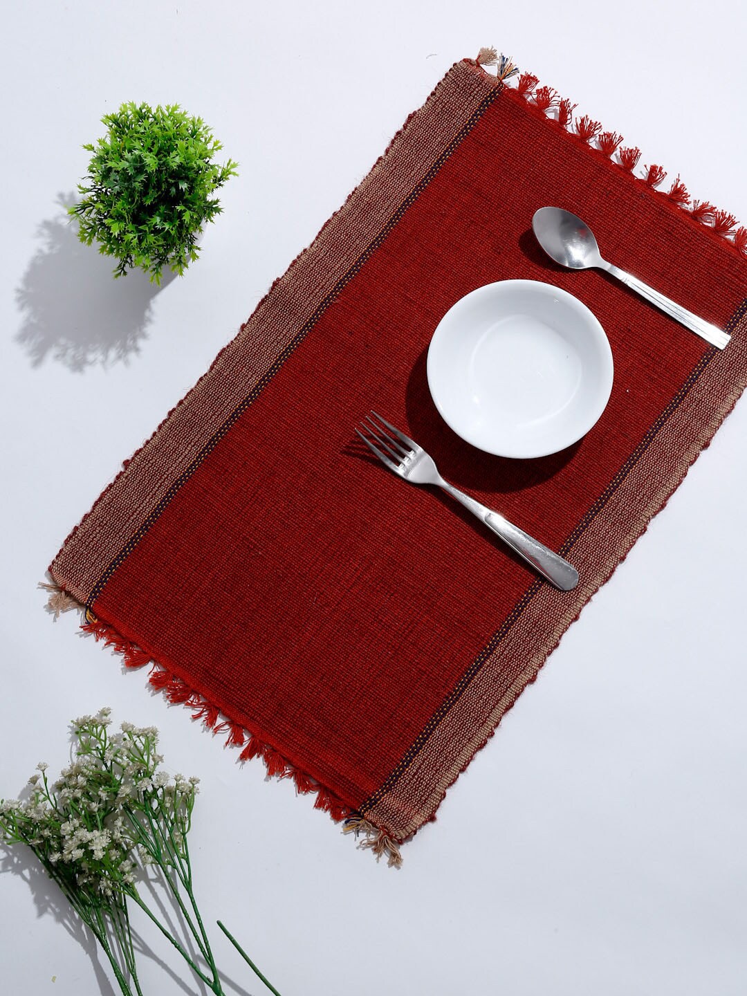 

Fabindia Set Of 6 Red & Beige Woven-Design Jute Cotton Table Placemats