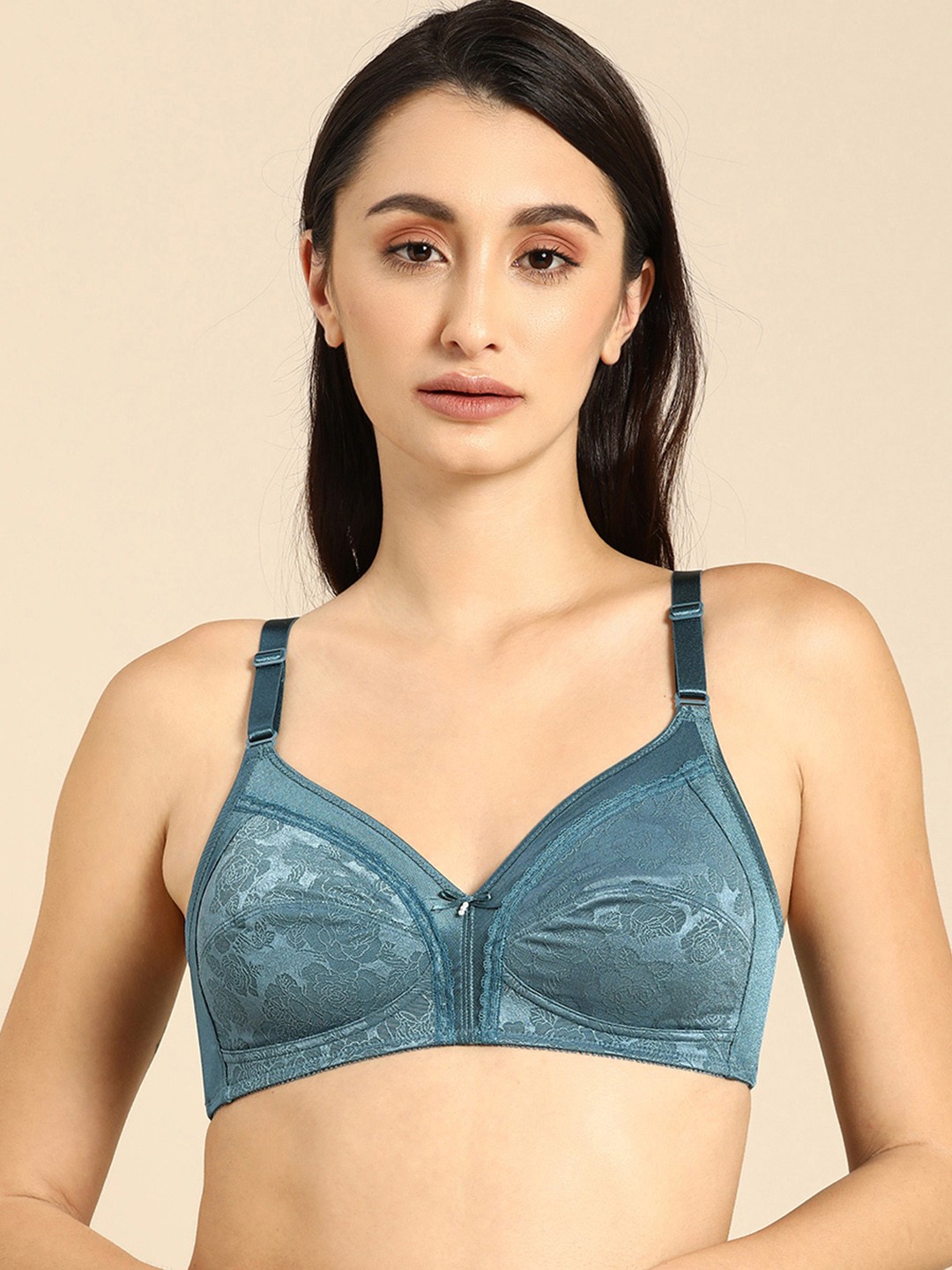 

Triumph Blue Jolly Fit Deluxe Mature Wireless Non Padded Comfort Full Coverage Big-Cup Bra