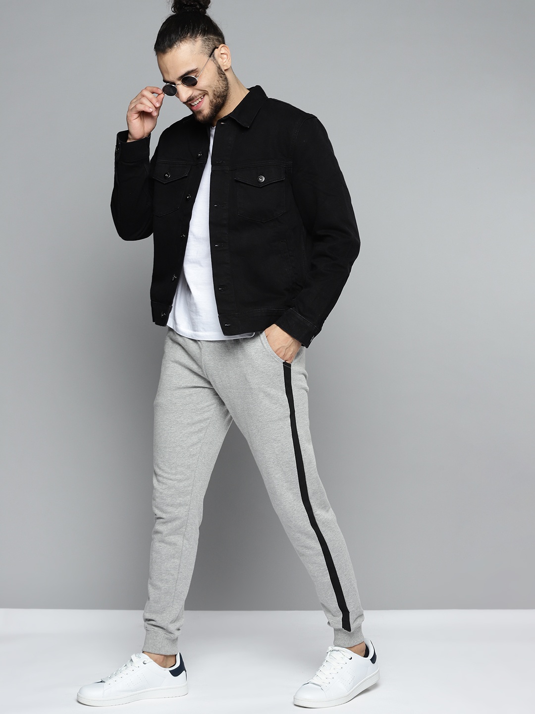 

HERE&NOW Men Grey Melange Solid Pure Cotton Joggers