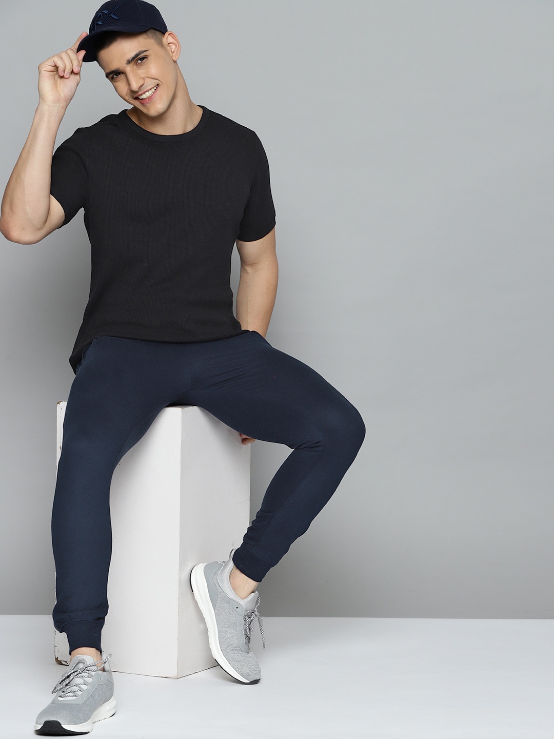 

HERE&NOW Men Navy Blue Pure Cotton Solid Joggers
