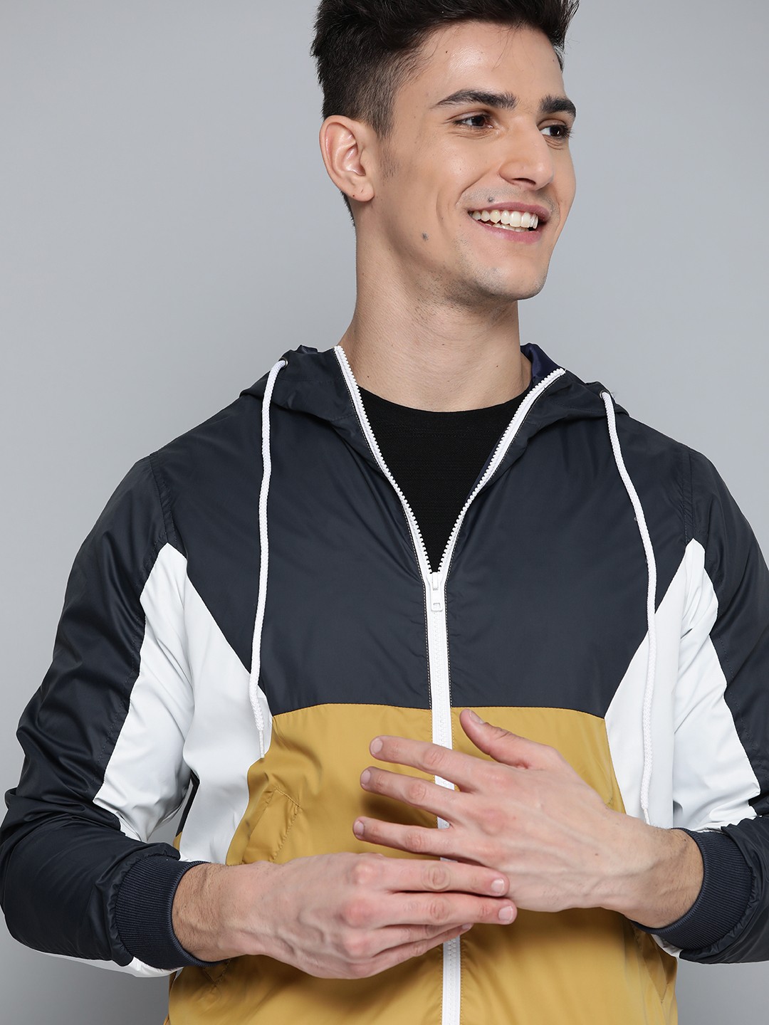 

Mast & Harbour Men Mustard & Navy Blue Colourblocked Tailored Jacket