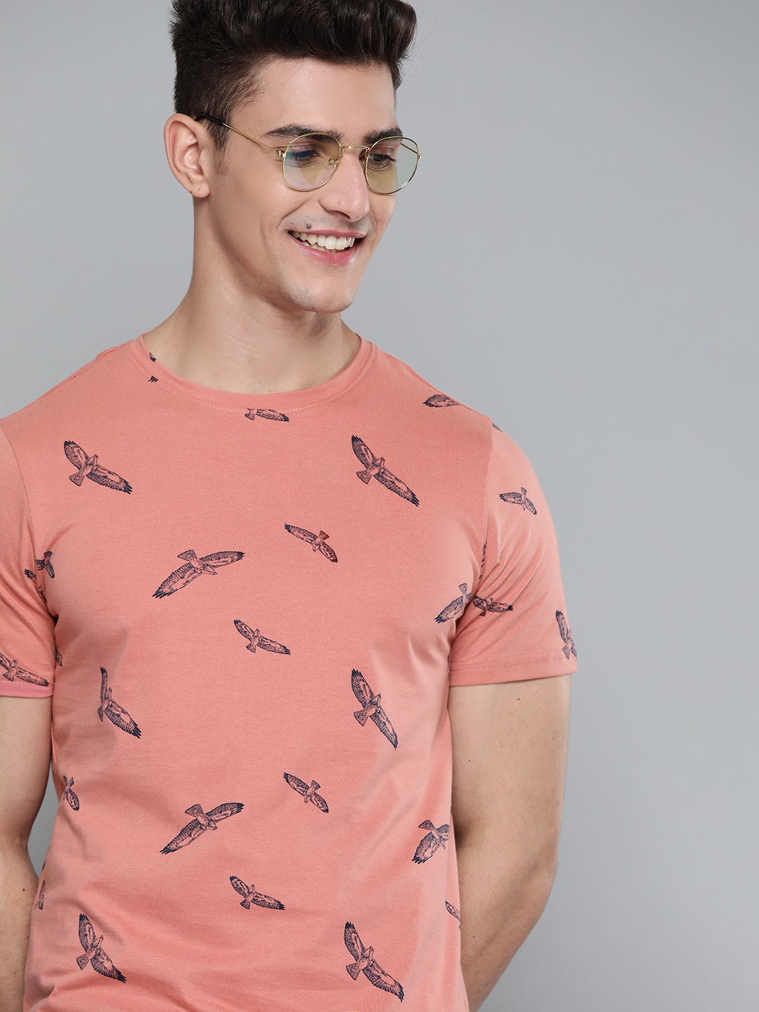 

Mast & Harbour Men Peach-Coloured & Navy Blue Cotton Conversational Print T-shirt