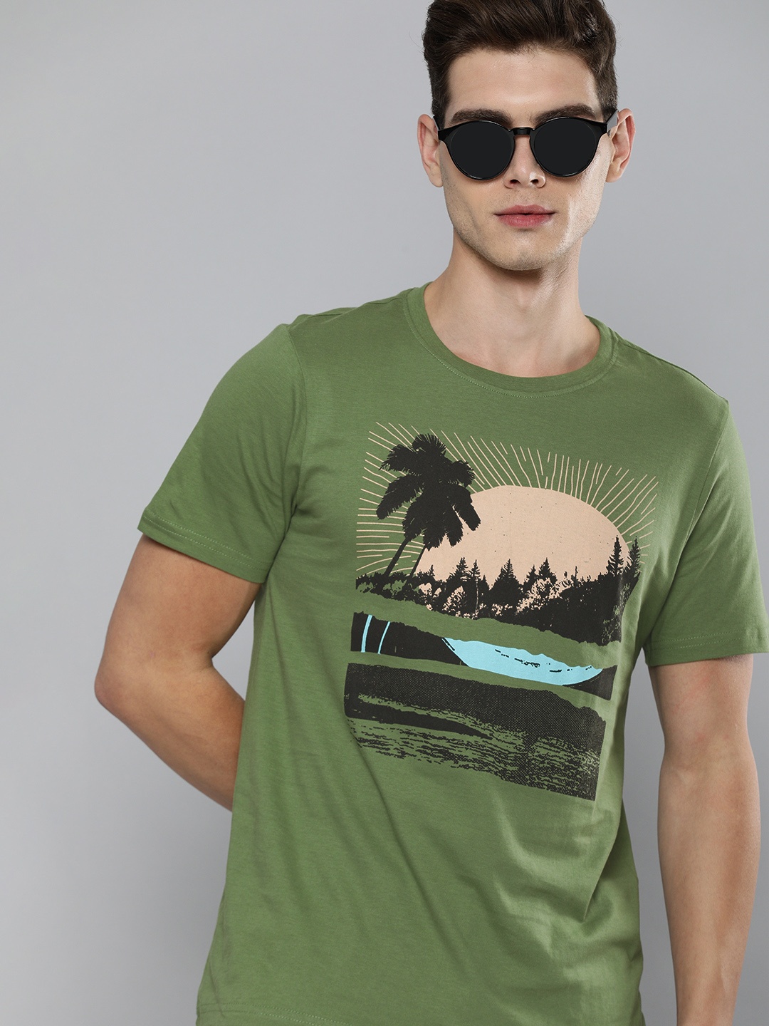 

Mast & Harbour Men Olive Green Graphic Printed Pure Cotton Casual T-shirt