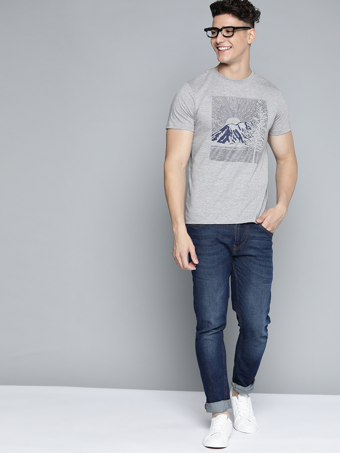 

Mast & Harbour Men Grey Melange Printed T-shirt
