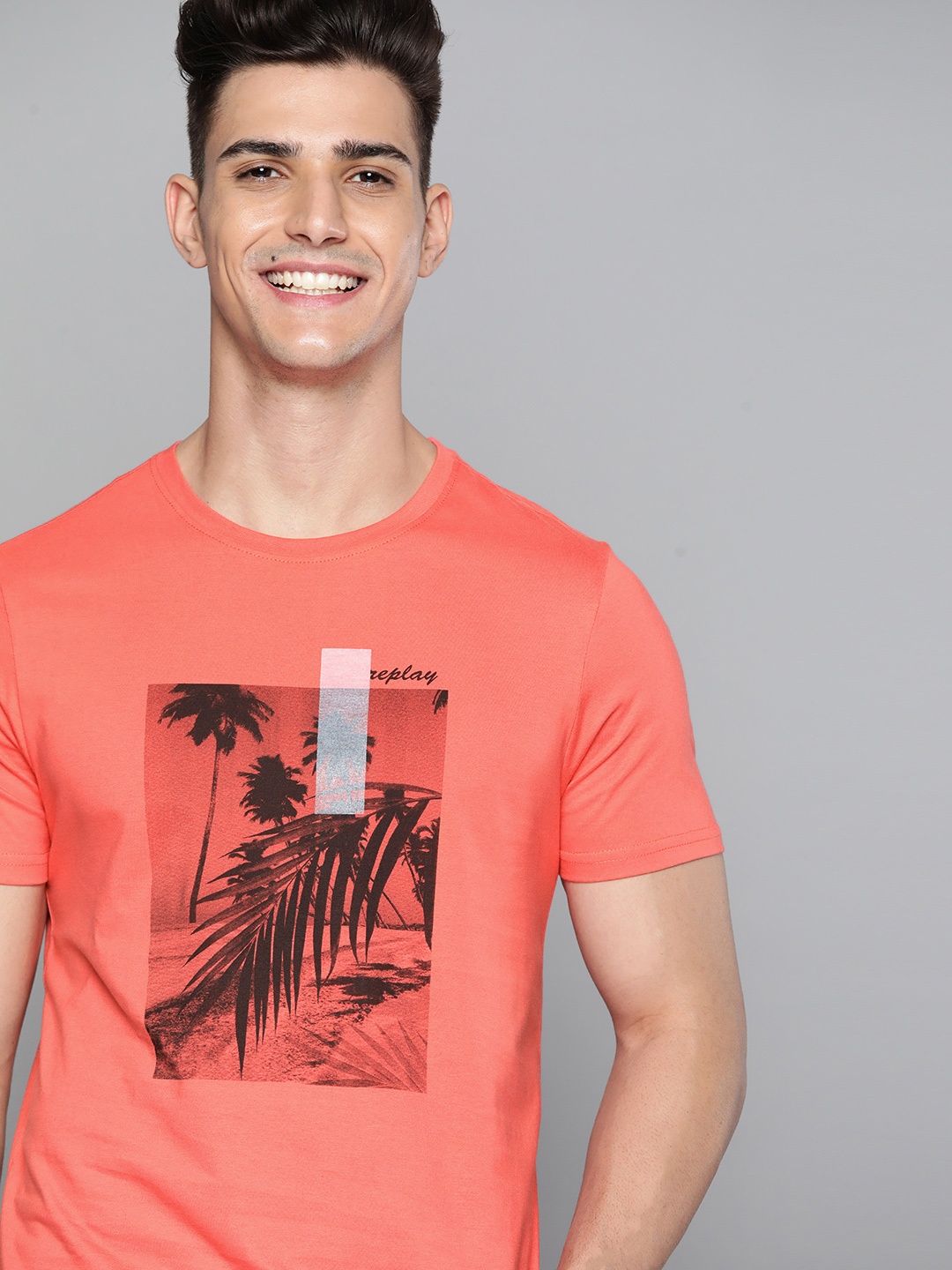 

Mast & Harbour Men Coral Pink Printed Pure Cotton T-shirt