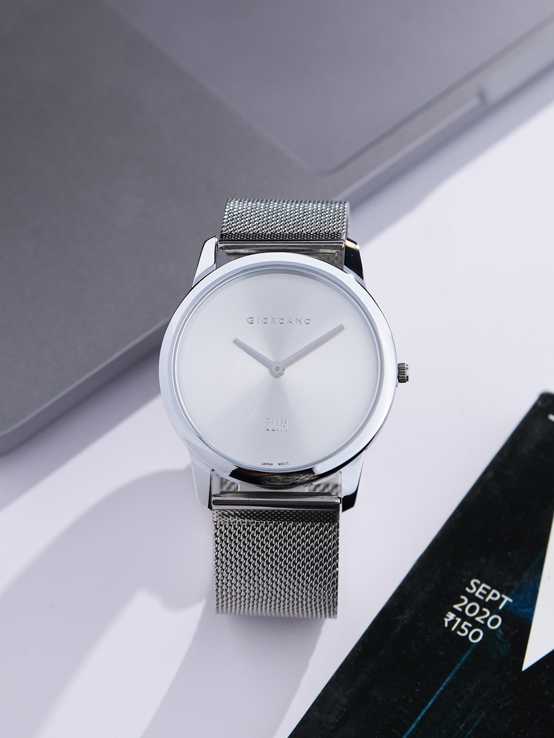 

GIORDANO Men Silver-Toned Dial & Silver Toned Bracelet Style Straps Analogue Watch