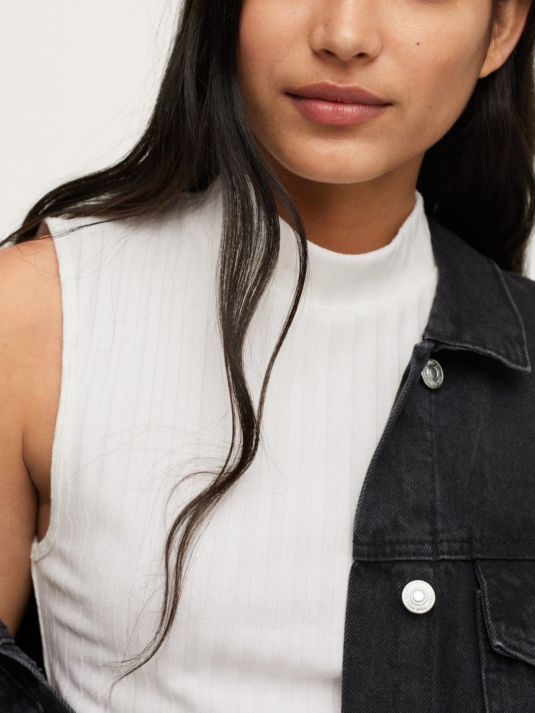 

MANGO White Self-Striped Fitted Top