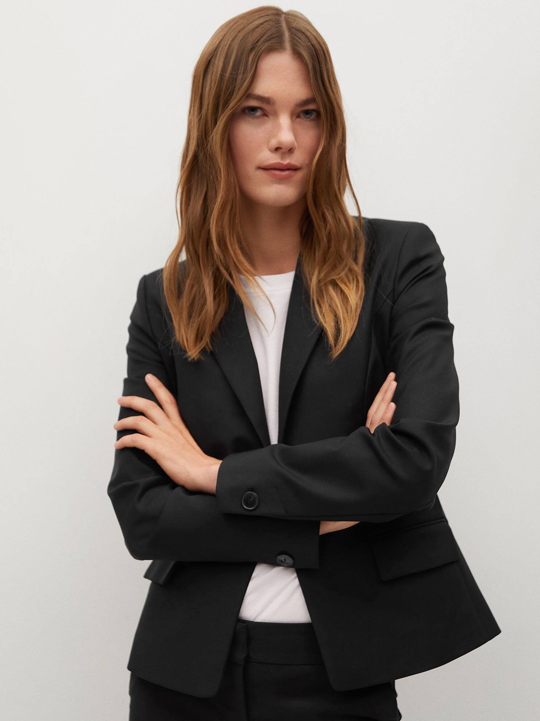 

MANGO Women Black Solid Slim Fit Structured Design Blazer