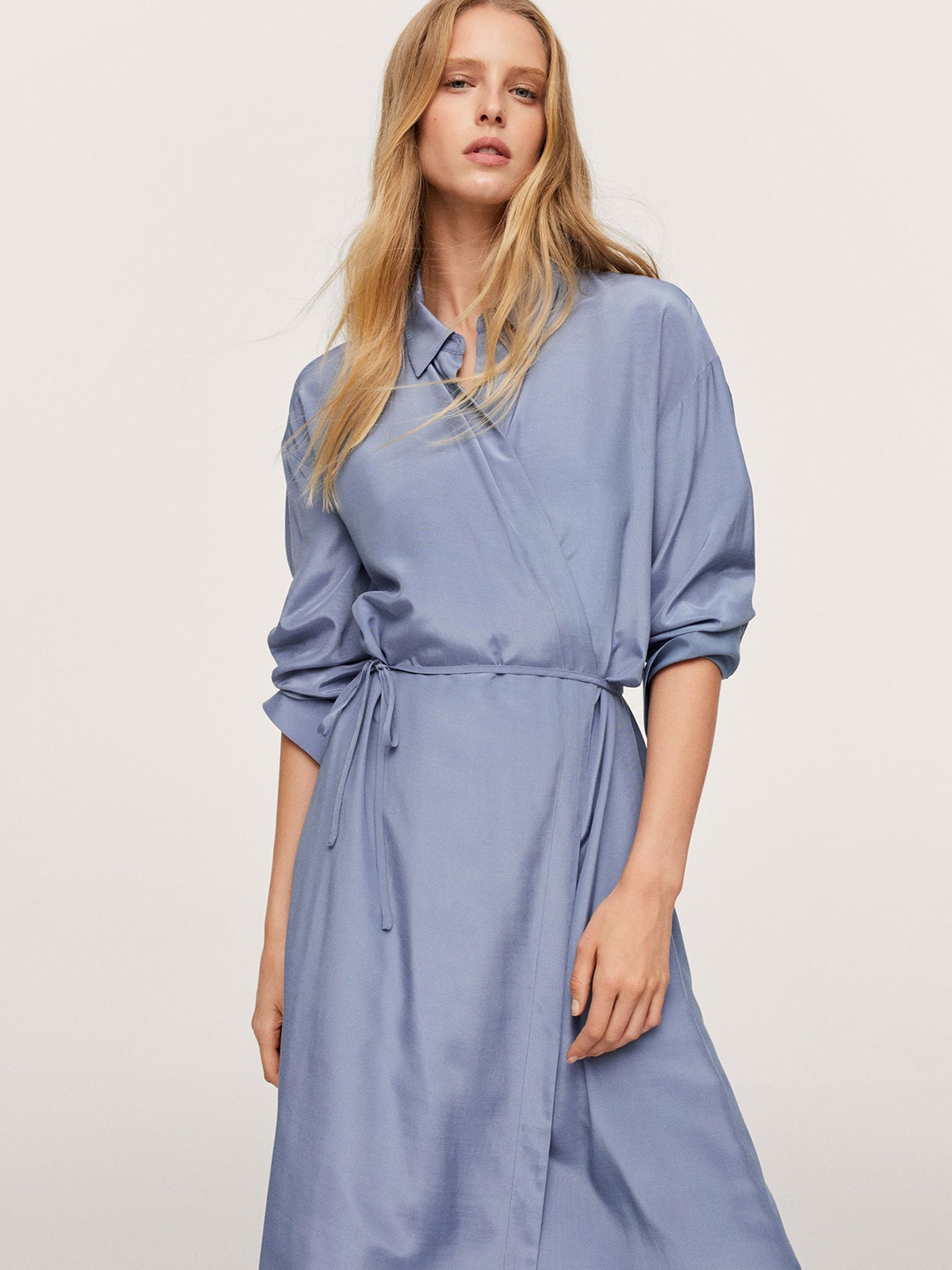 

MANGO Blue Solid Midi Wrap Dress