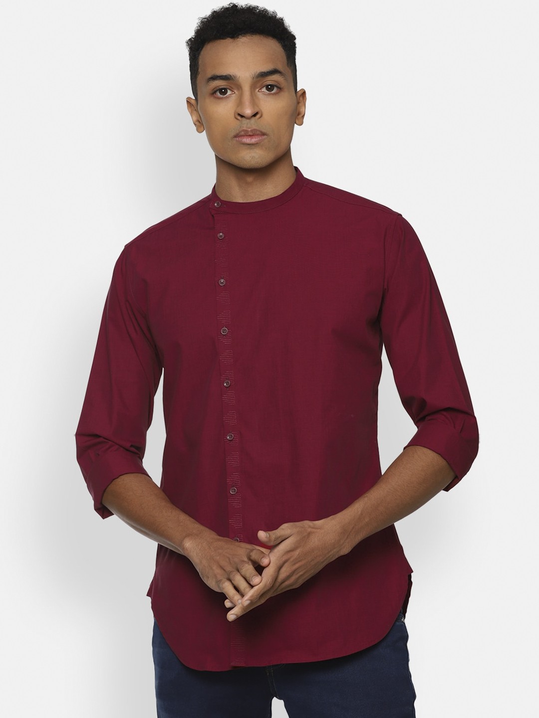 

V Dot Men Maroon Slim Fit Opaque Casual Shirt