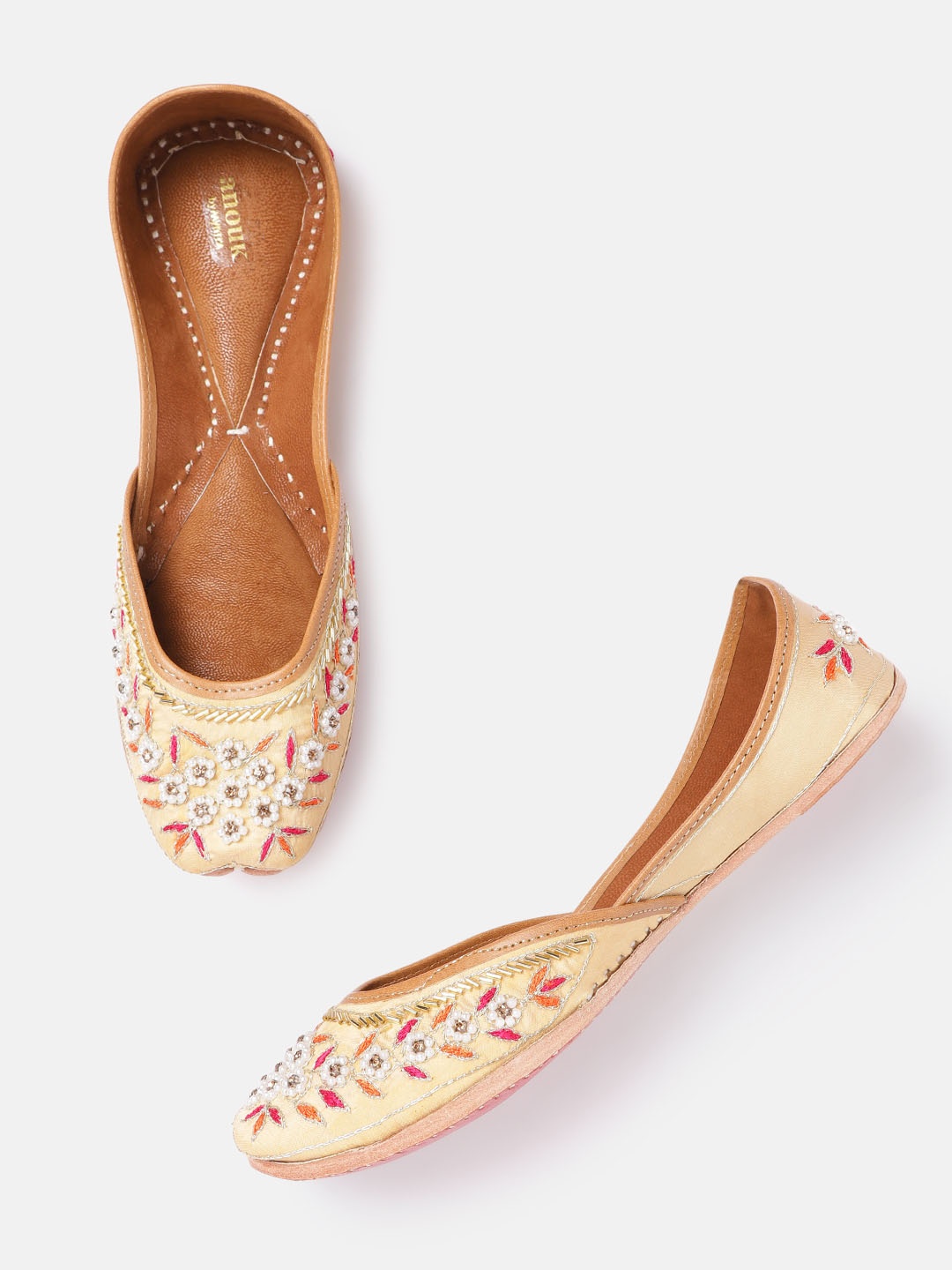 

Anouk Women Beige & Red Ethnic Embellished Handcrafted Leather Mojaris