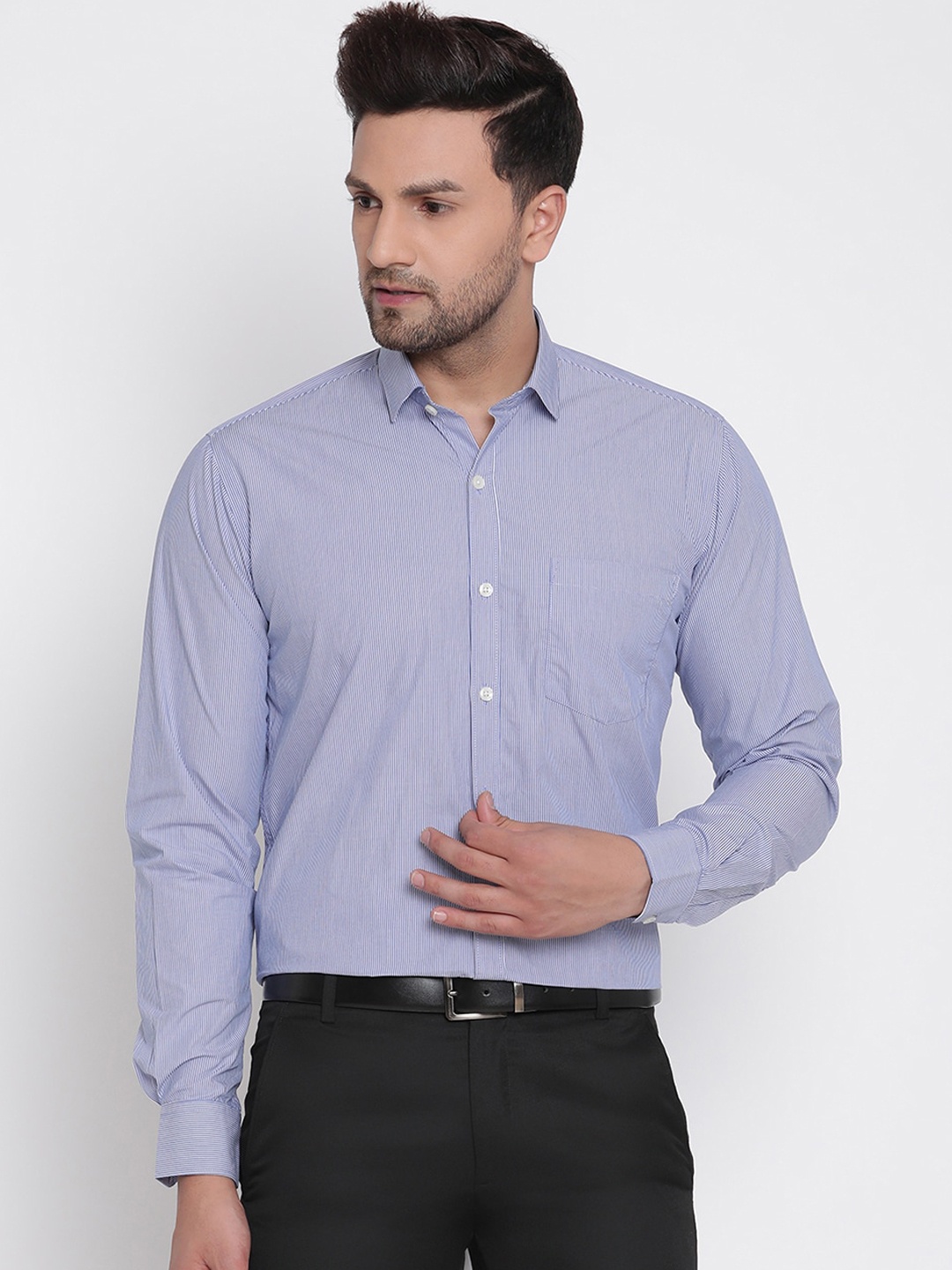 

Copperline Men Blue Slim Fit Opaque Striped Formal Shirt