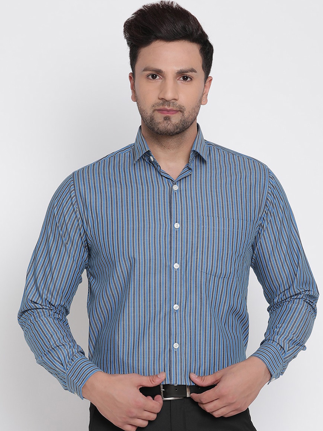 

Copperline Men Blue Slim Fit Opaque Striped Pure Cotton Formal Shirt