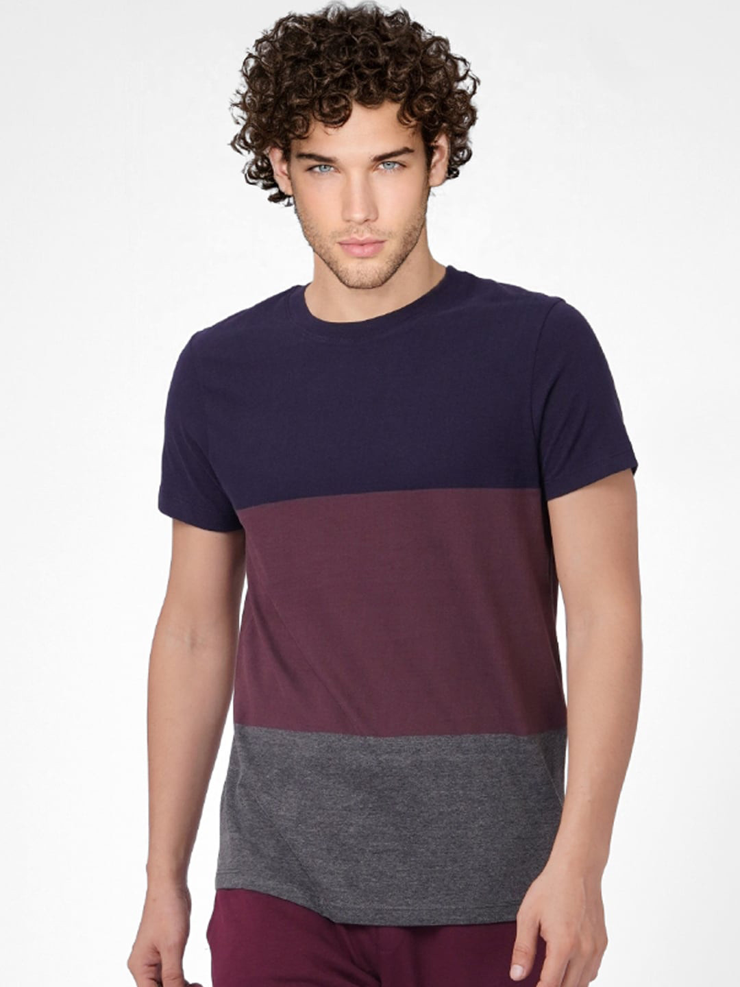 

Jack Jones Men Blue Burgundy Colourblocked Cotton Pure Cotton T-shirt