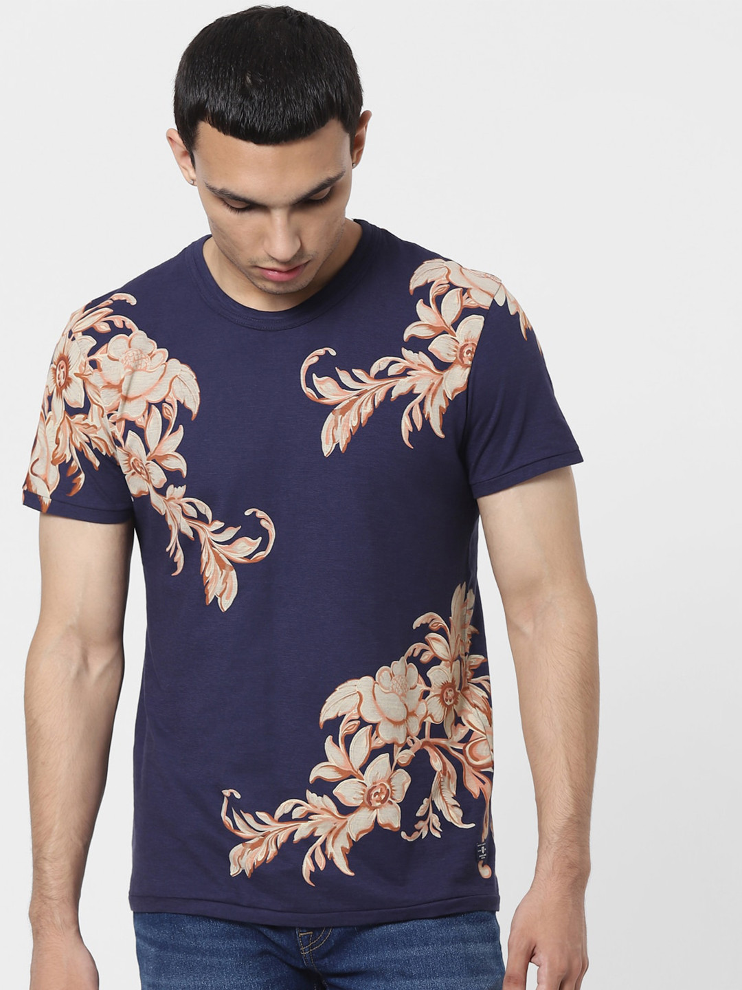 

Jack Jones Men Navy Blue Floral Printed Cotton Pure Cotton T-shirt