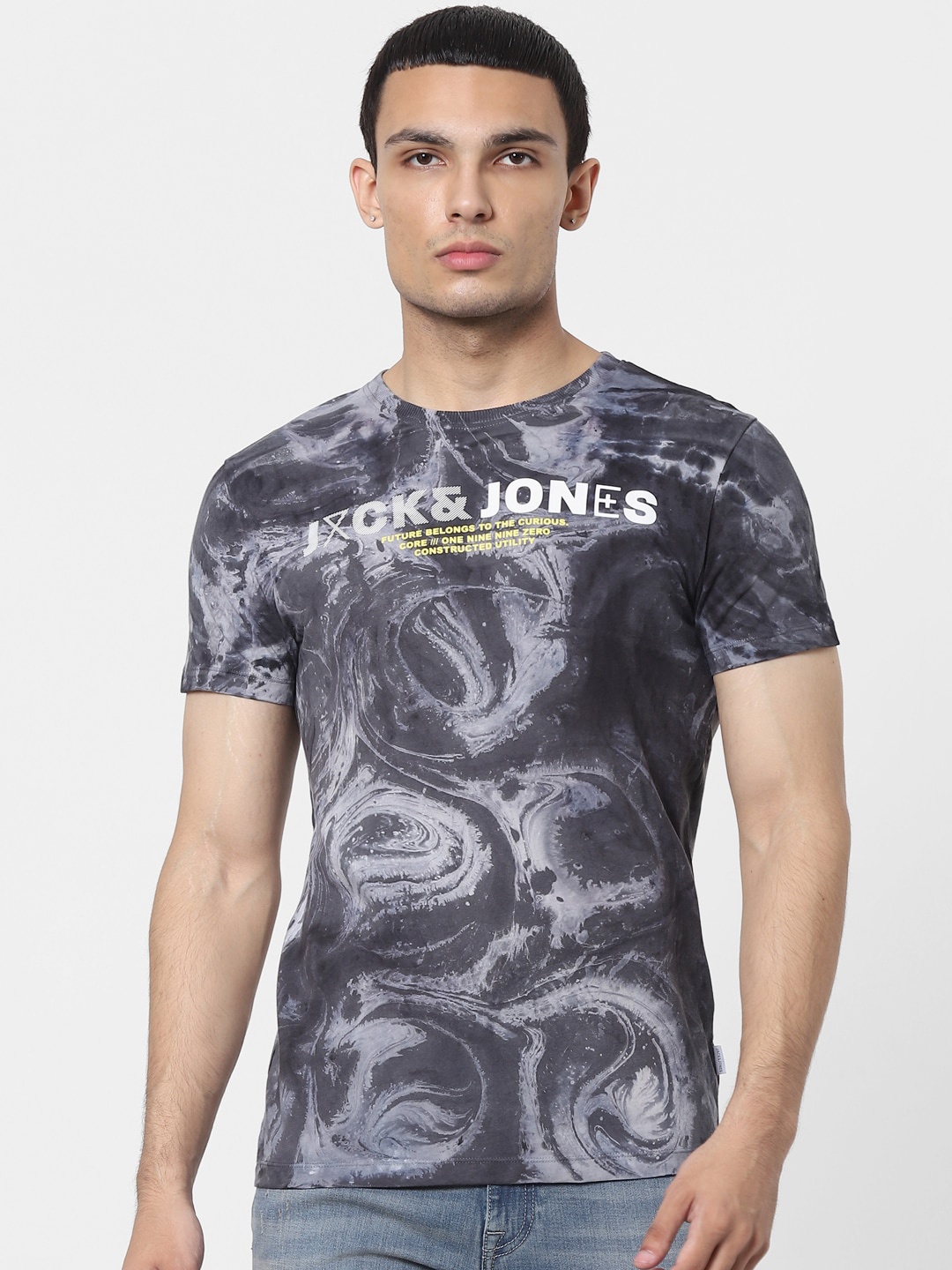 

Jack Jones Men Grey Typography Printed Pure Cotton T-shirt